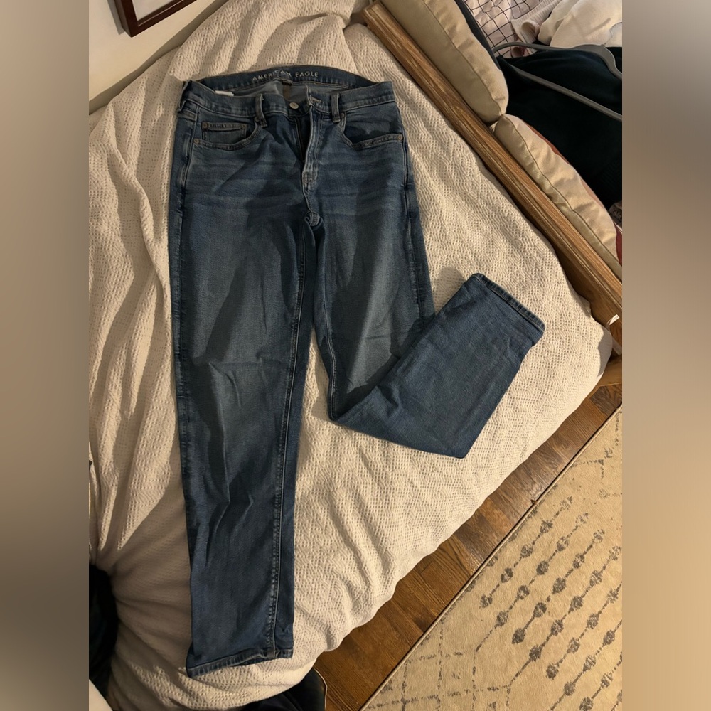 American Eagle stretch long mid rise jeans